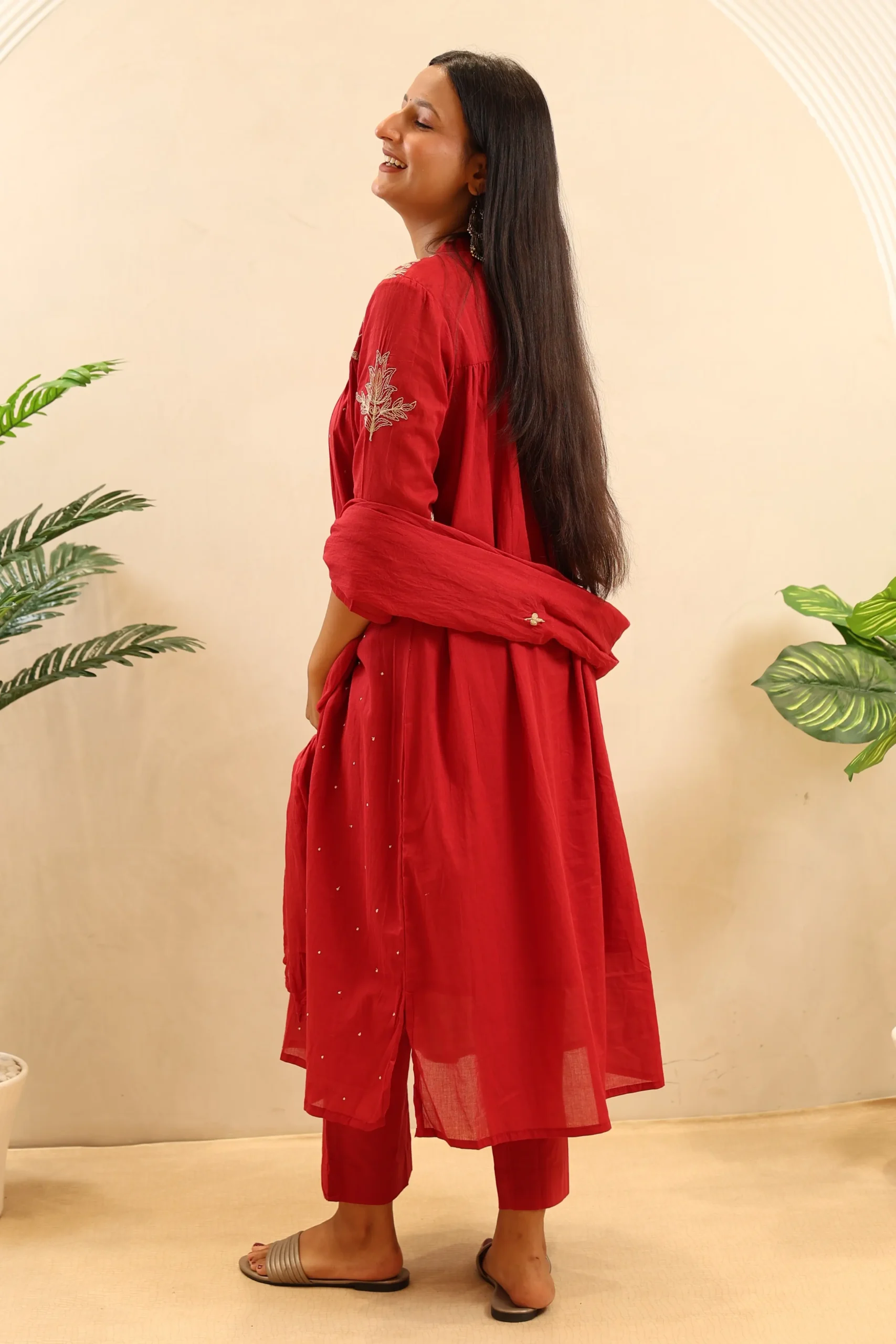 Maroon Anarkali Frock Featuring Thread Work with Cotton Dupatta - Image 7