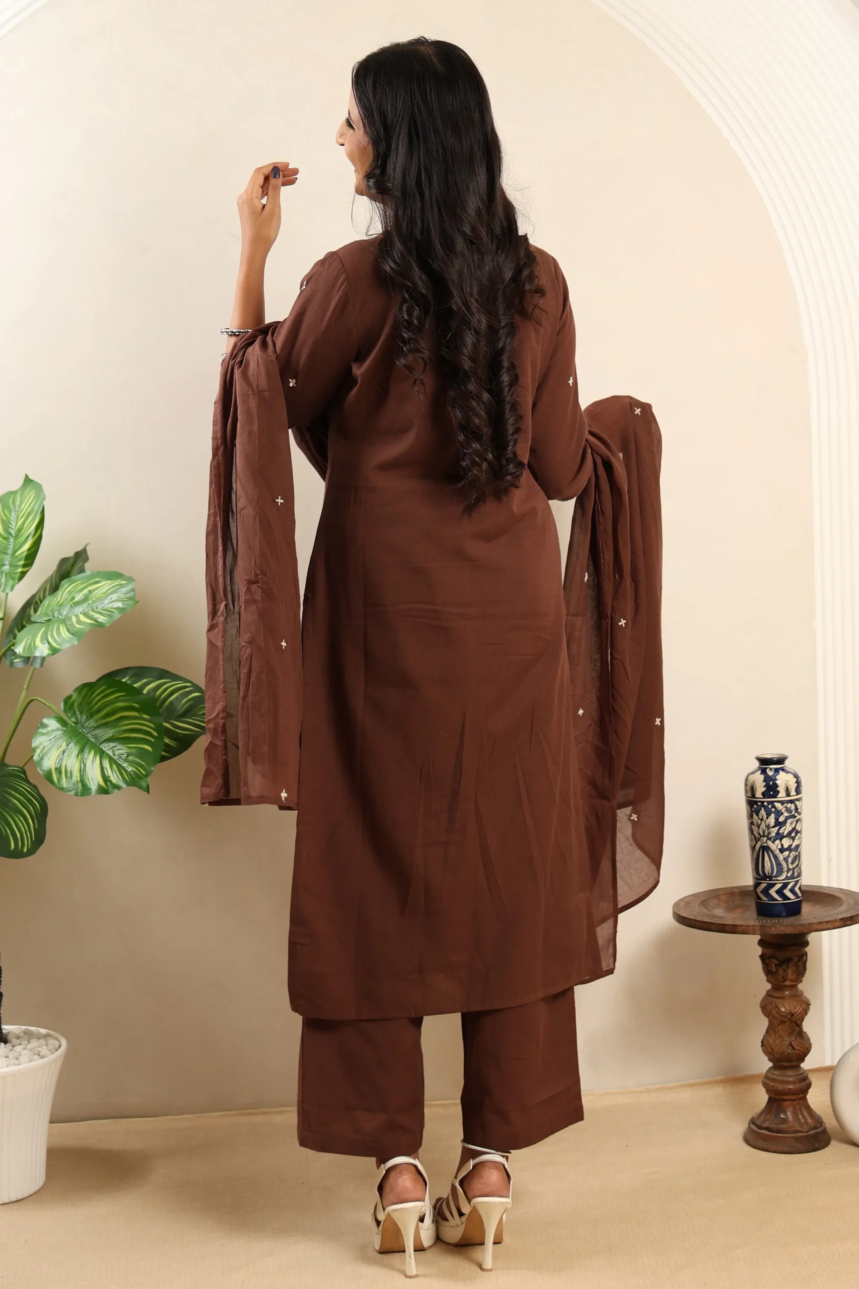 Brown Straight-Line Three-Piece Suit with Cotton Dupatta - Image 4
