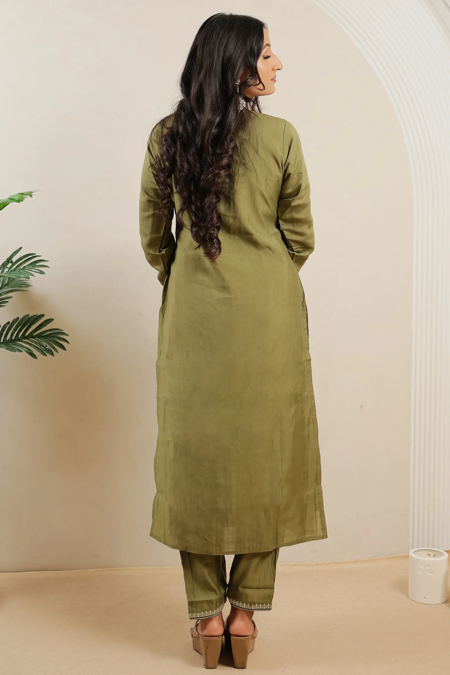 Green Printed Straight Suit with Cotton Dupatta - Image 6