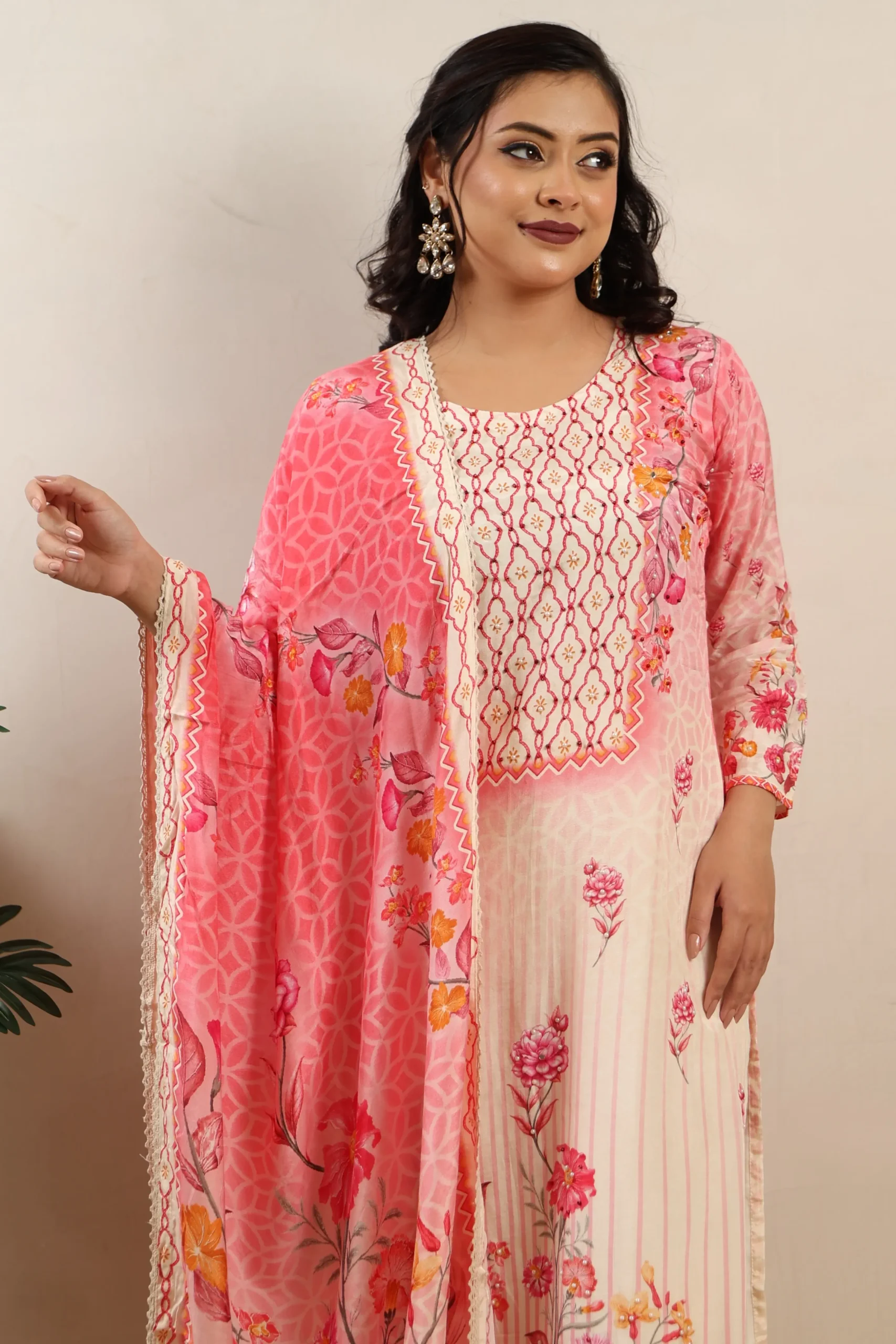 Muslin A-Line Suit with Bead Work - Image 3