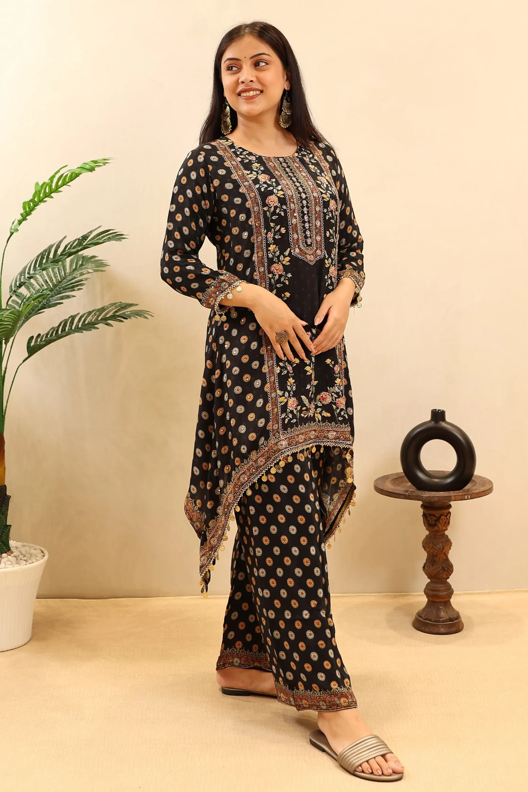 Printed Muslin Kaftan Pattern Suit with Muslin Dupatta and Doori Work - Image 2