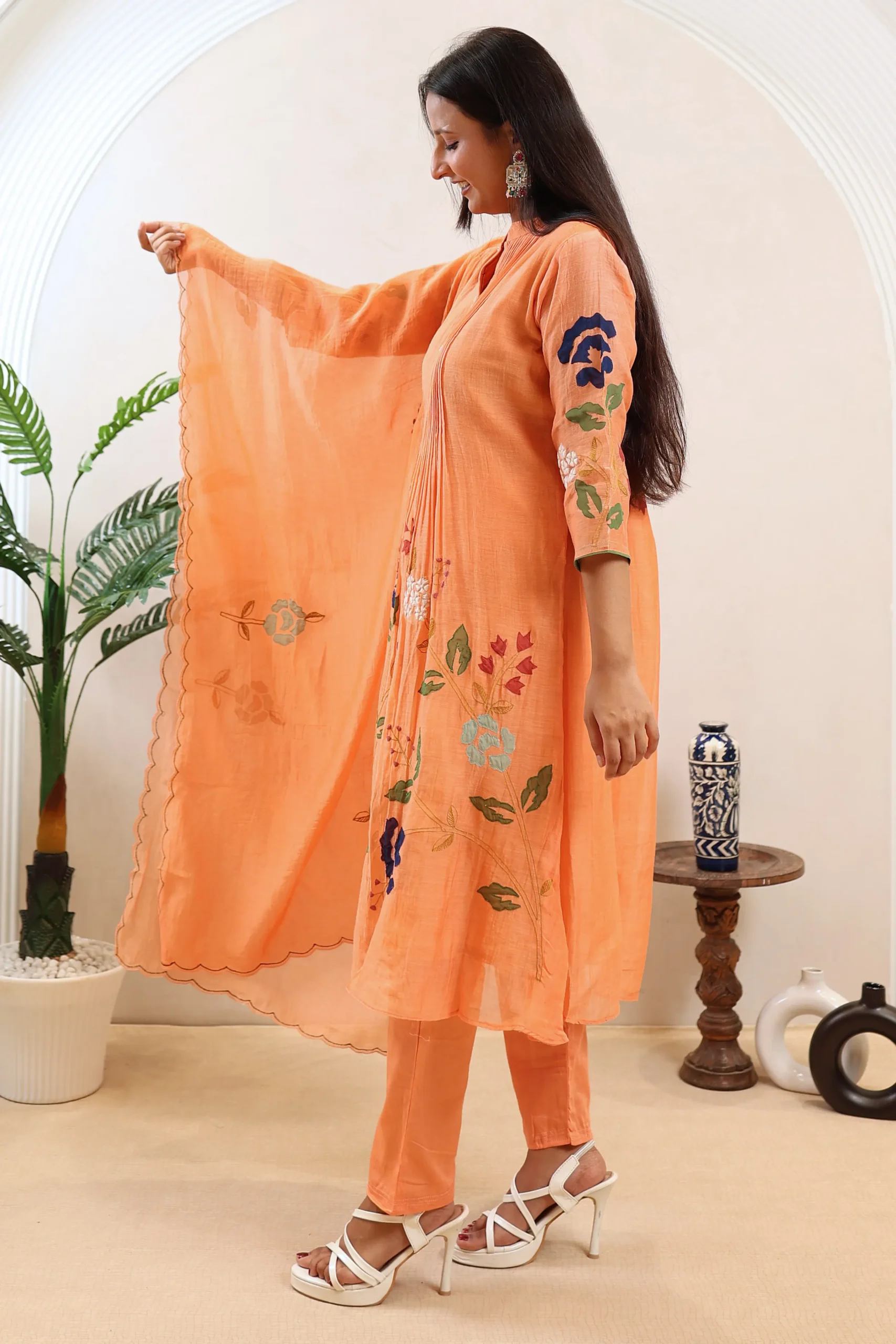 Short Anarkali Frock with Mul Dupatta - Image 5