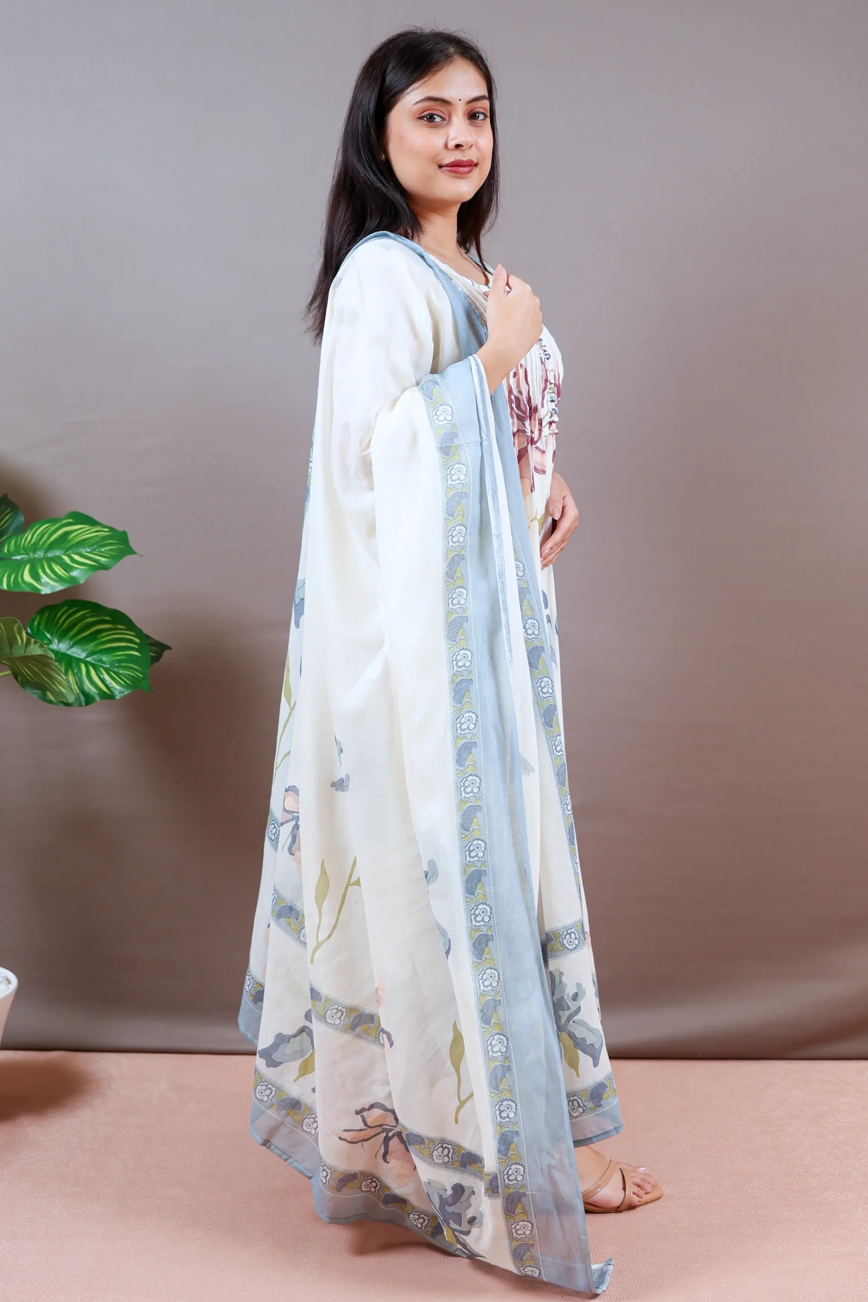 Anarkali Frock with Mul Cotton Dupatta - Image 4