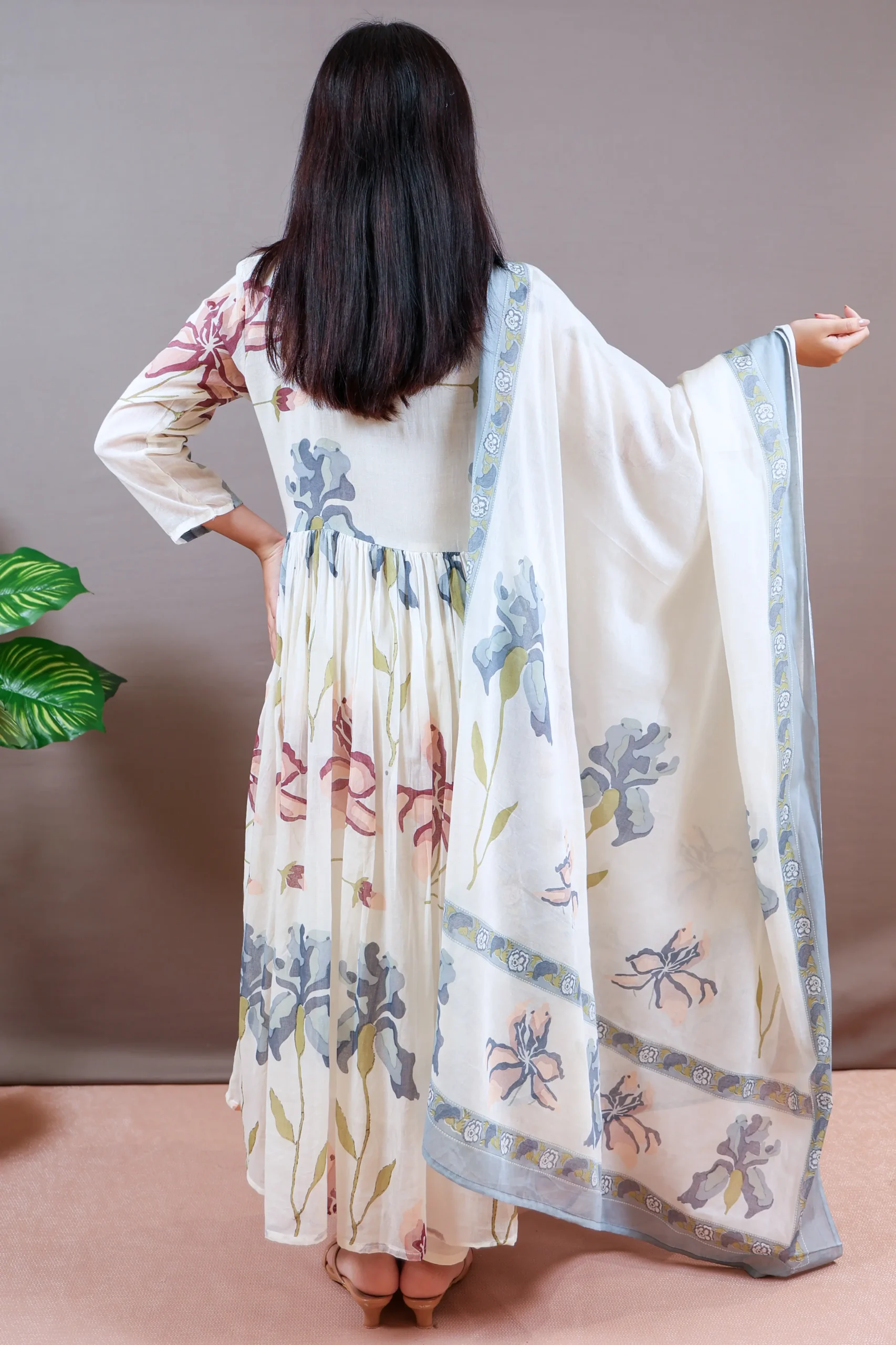 Anarkali Frock with Mul Cotton Dupatta - Image 6