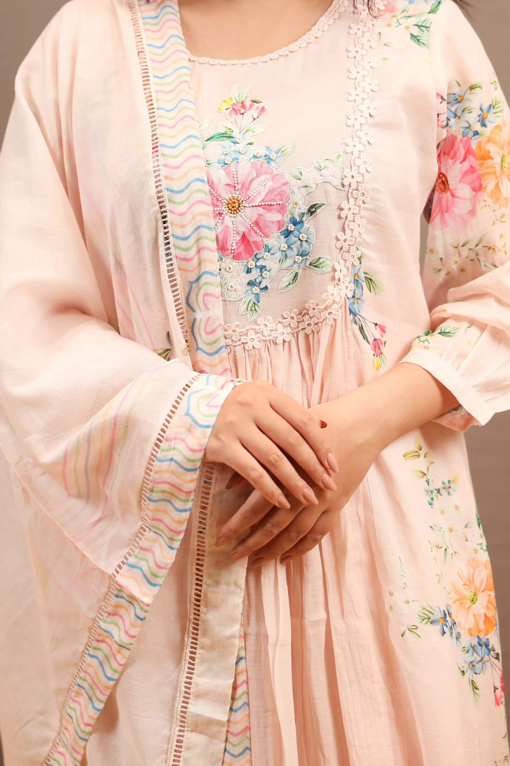 A-Line Cotton Suit with Thread Work - Image 5