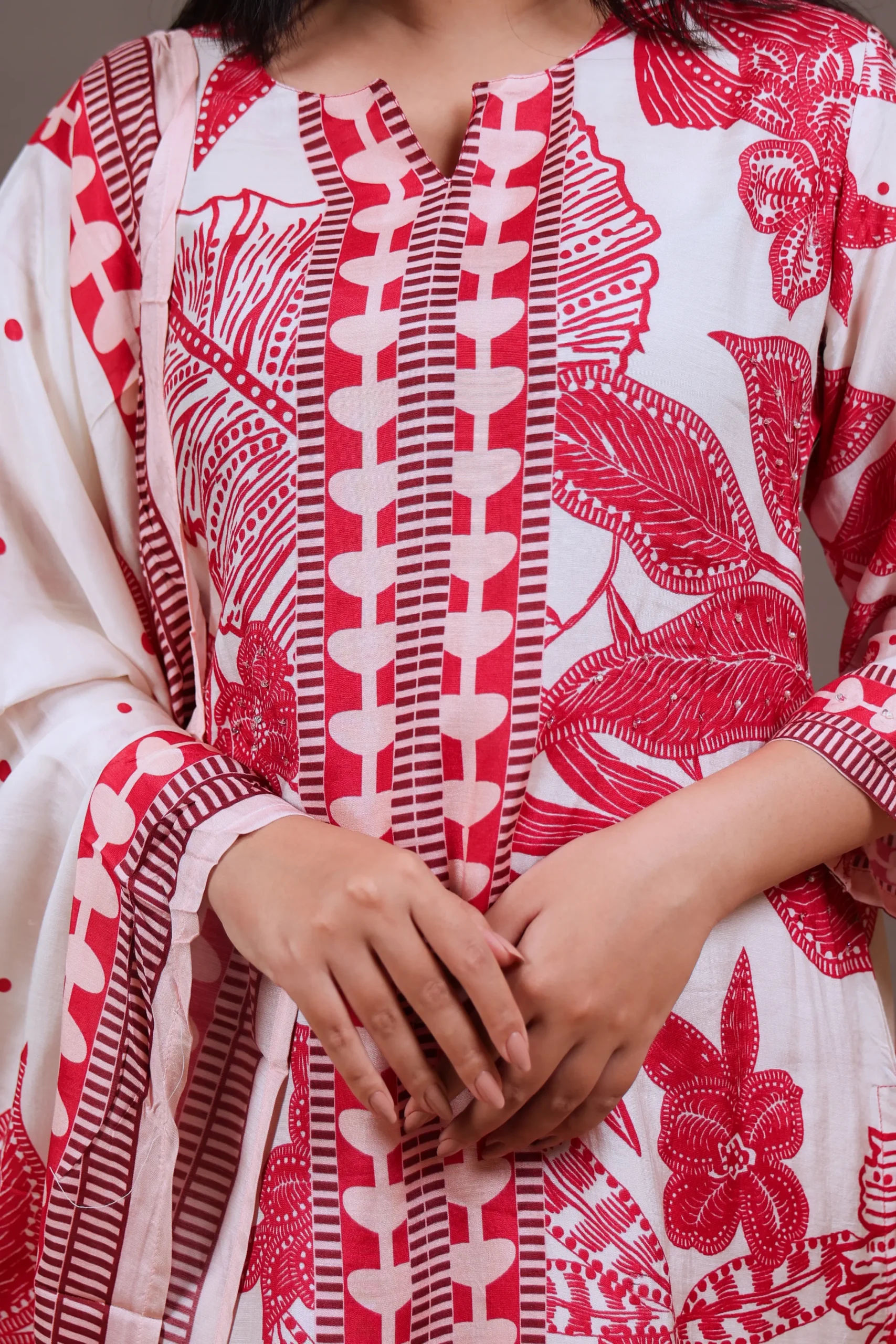 Printed Muslin Suit with Printed Dupatta - Image 6