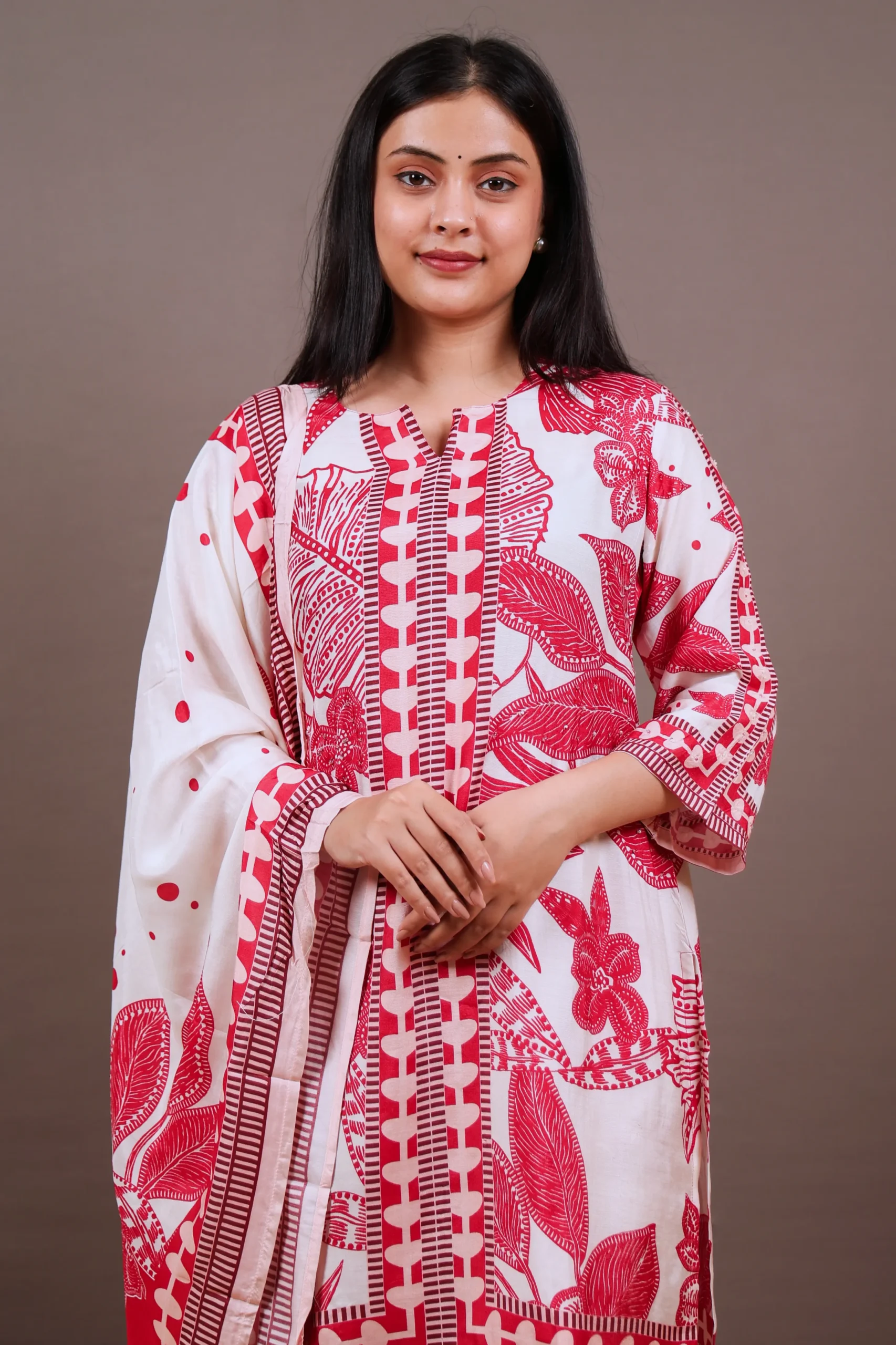 Printed Muslin Suit with Printed Dupatta - Image 5